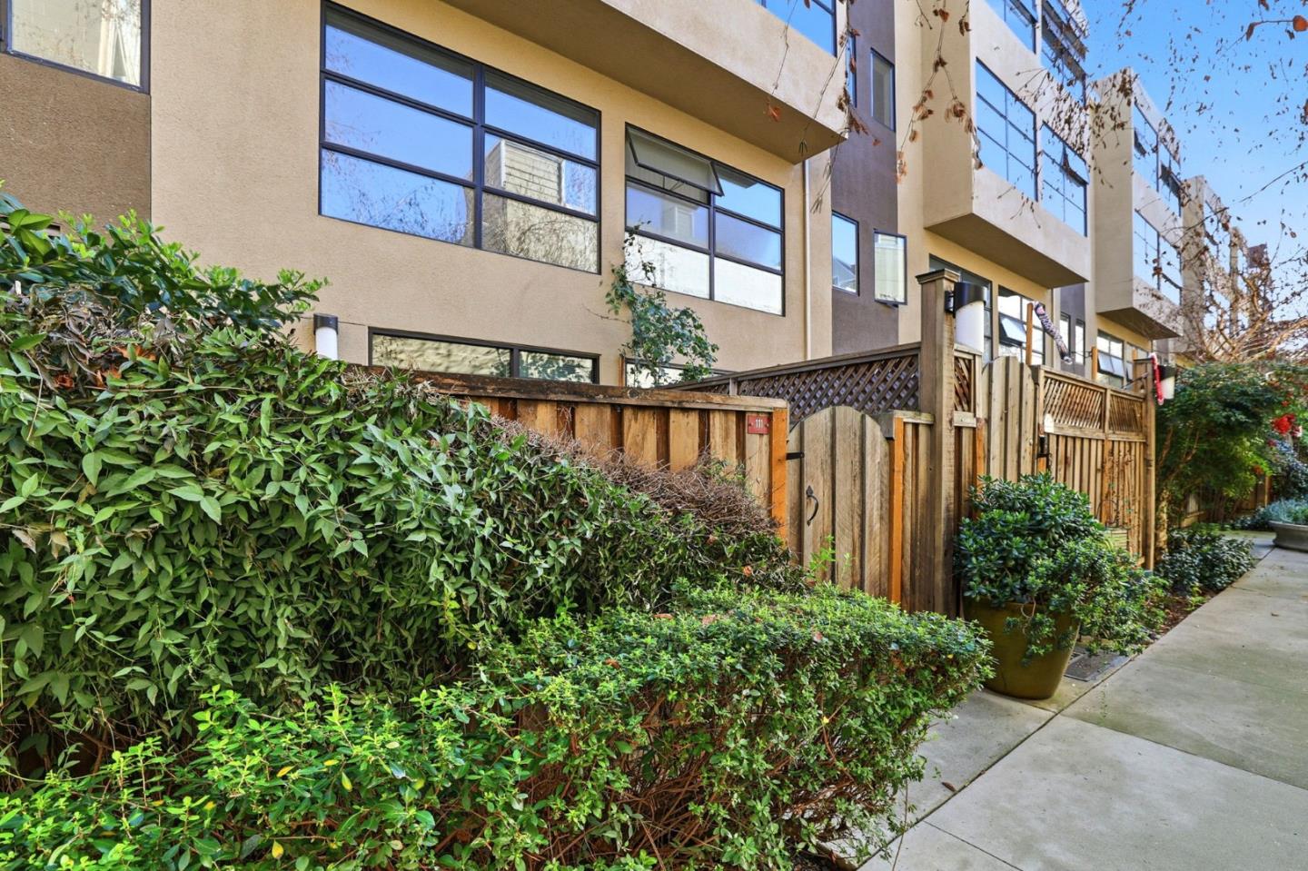 Detail Gallery Image 28 of 42 For 400 N 1st St #111,  San Jose,  CA 95112 - 1 Beds | 1/1 Baths