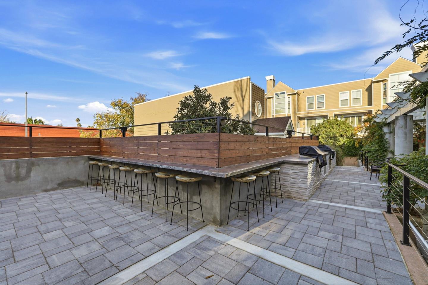 Detail Gallery Image 39 of 42 For 400 N 1st St #111,  San Jose,  CA 95112 - 1 Beds | 1/1 Baths