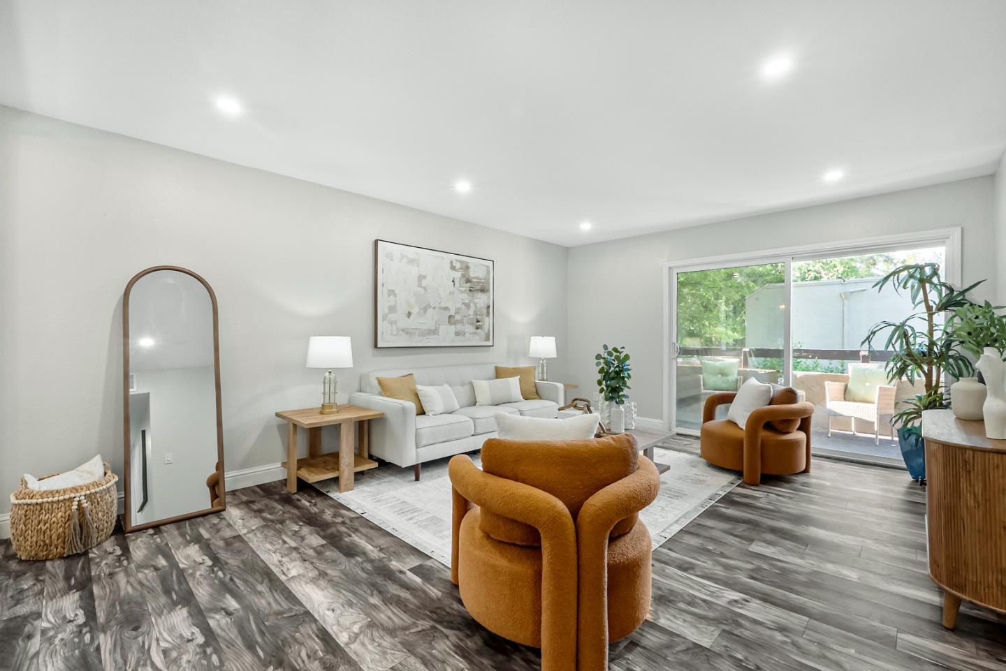 Detail Gallery Image 2 of 46 For 310 Tradewinds #8,  San Jose,  CA 95123 - 3 Beds | 2 Baths