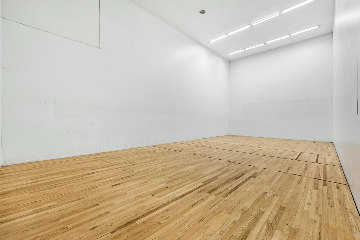 Detail Gallery Image 29 of 46 For 310 Tradewinds #8,  San Jose,  CA 95123 - 3 Beds | 2 Baths