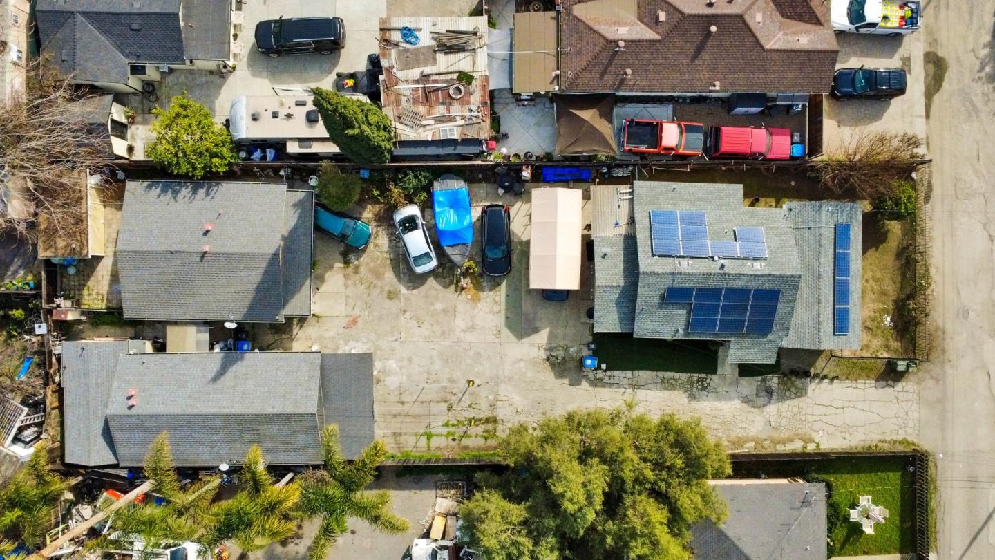 Detail Gallery Image 10 of 17 For 2138 E San Antonio St, San Jose,  CA 95116 - 4 Beds | 2 Baths