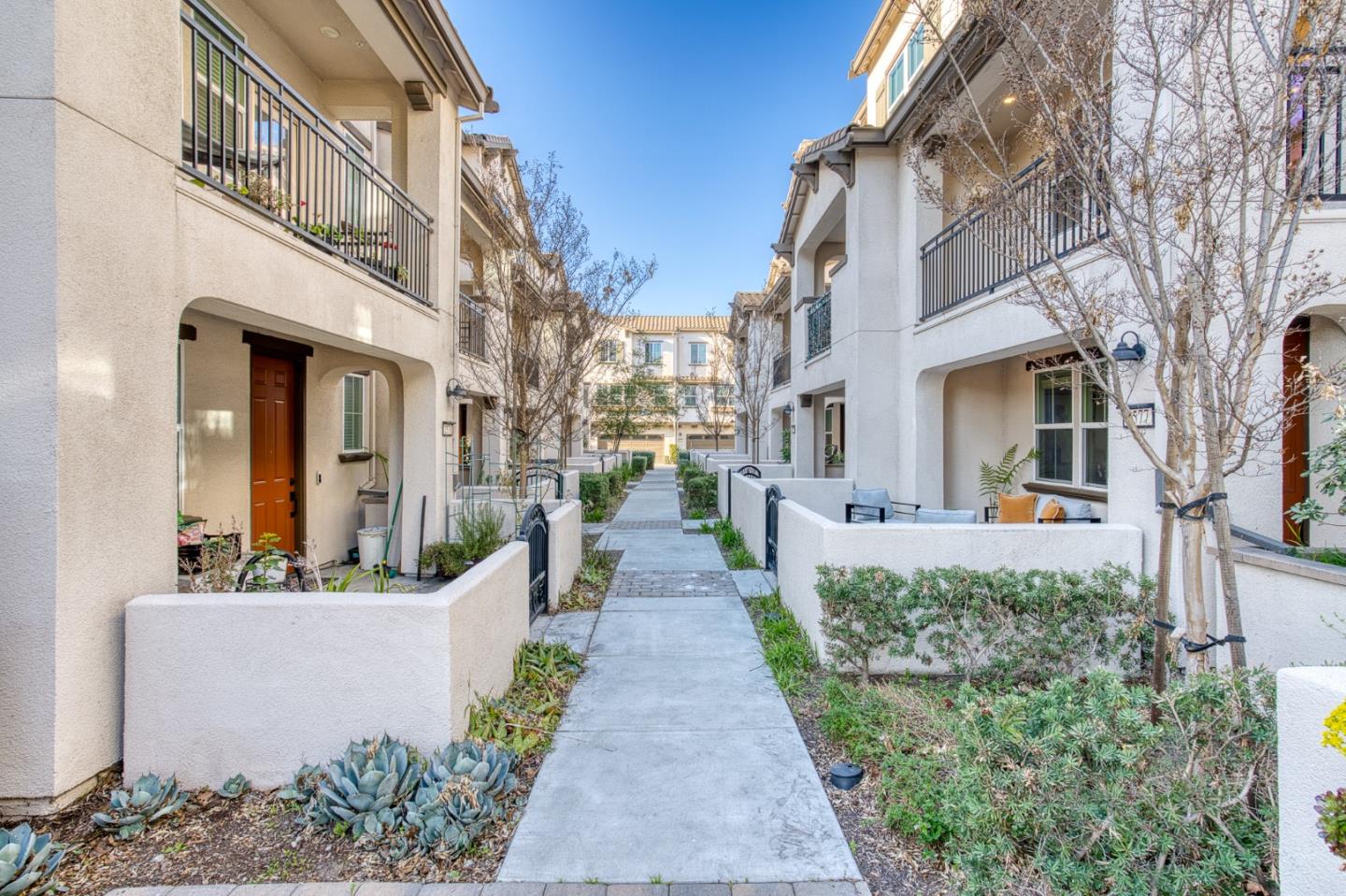 Detail Gallery Image 32 of 37 For 1577 Pratt Pl, Santa Clara,  CA 95050 - 3 Beds | 2/1 Baths