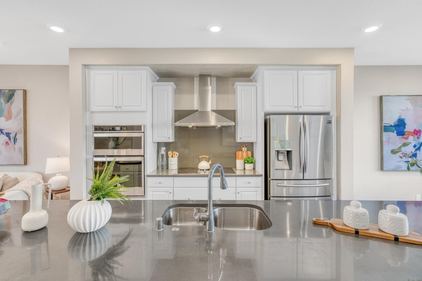 Detail Gallery Image 5 of 37 For 1577 Pratt Pl, Santa Clara,  CA 95050 - 3 Beds | 2/1 Baths