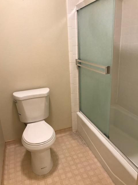 Detail Gallery Image 10 of 11 For 1056 Padre Dr #4,  Salinas,  CA 93901 - 1 Beds | 1 Baths