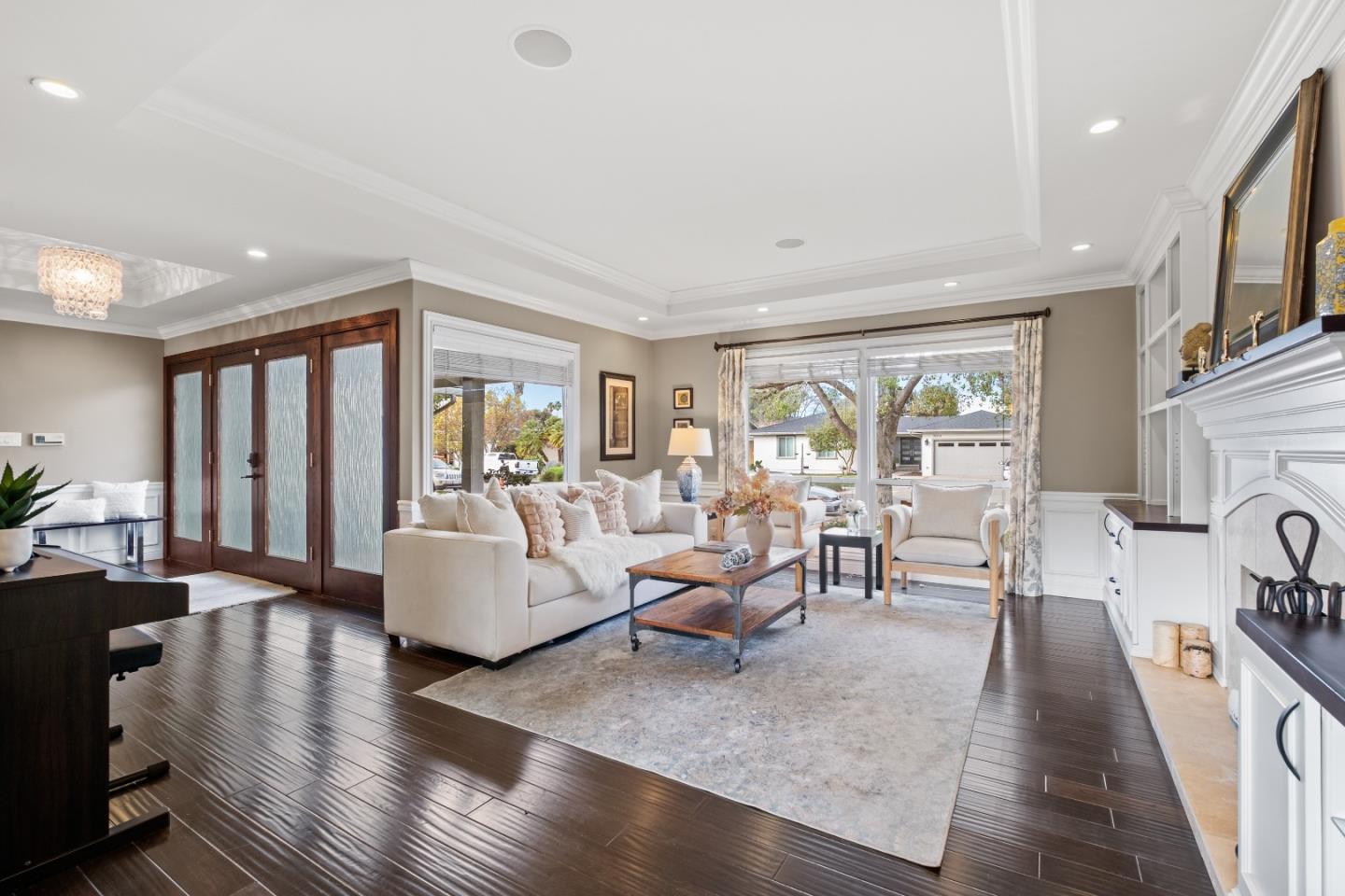 Detail Gallery Image 4 of 56 For 322 El Portal Way, San Jose,  CA 95119 - 4 Beds | 2 Baths