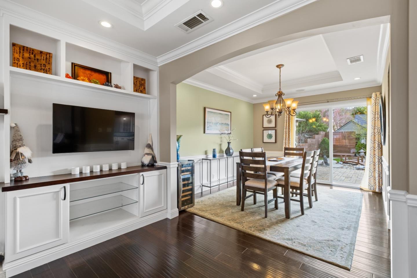 Detail Gallery Image 7 of 56 For 322 El Portal Way, San Jose,  CA 95119 - 4 Beds | 2 Baths