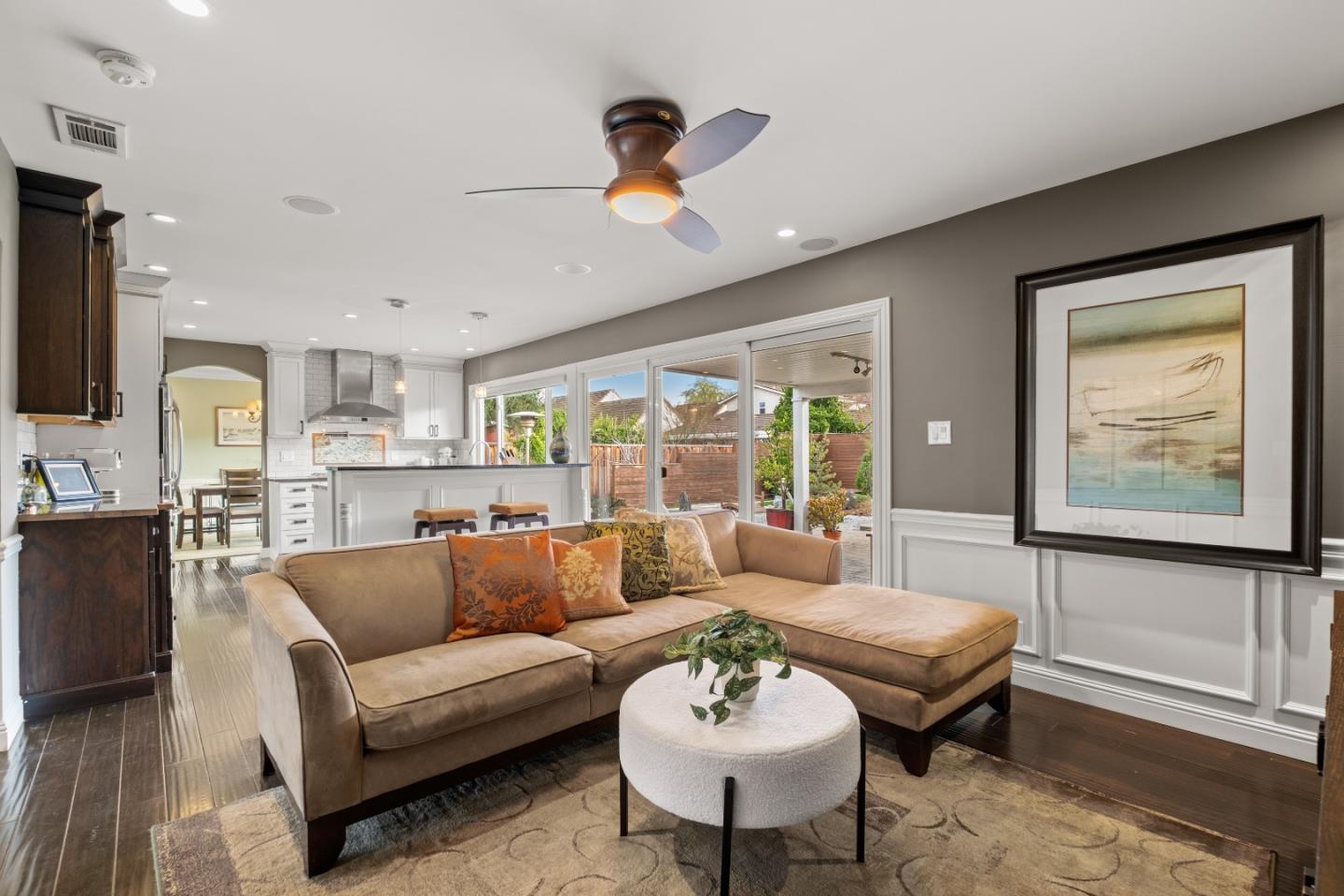 Detail Gallery Image 9 of 56 For 322 El Portal Way, San Jose,  CA 95119 - 4 Beds | 2 Baths