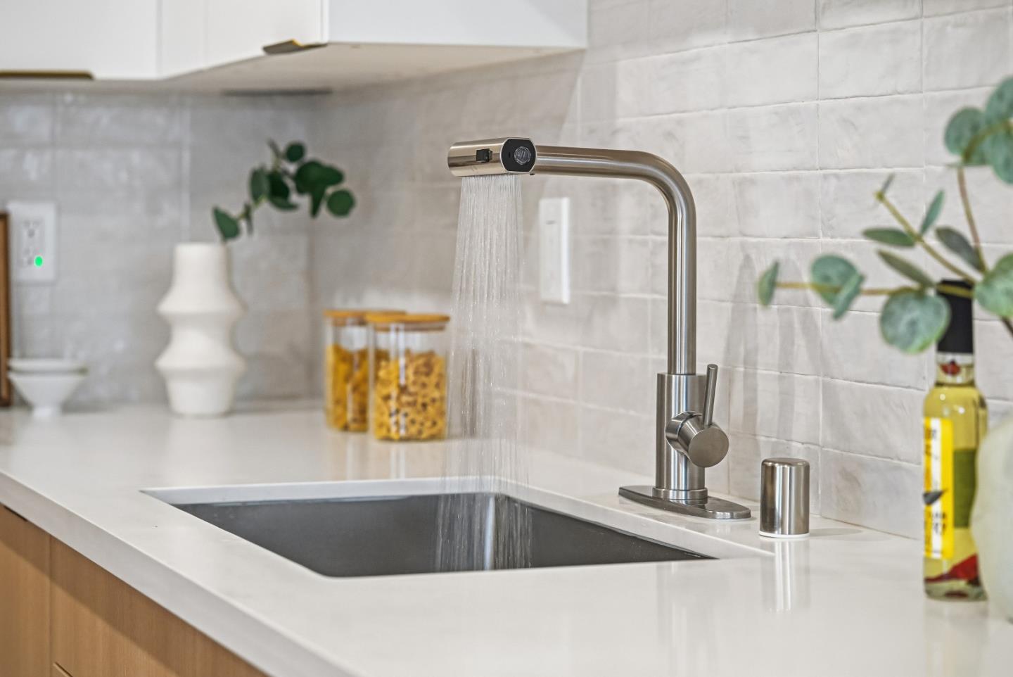 Detail Gallery Image 16 of 56 For 263 Vineyard Dr, San Jose,  CA 95119 - 5 Beds | 3 Baths