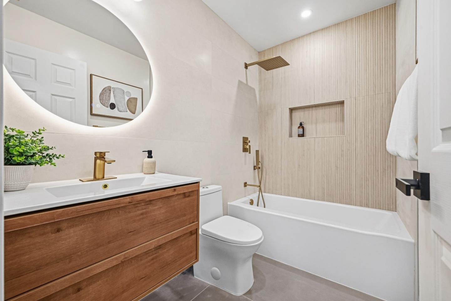 Detail Gallery Image 28 of 56 For 263 Vineyard Dr, San Jose,  CA 95119 - 5 Beds | 3 Baths