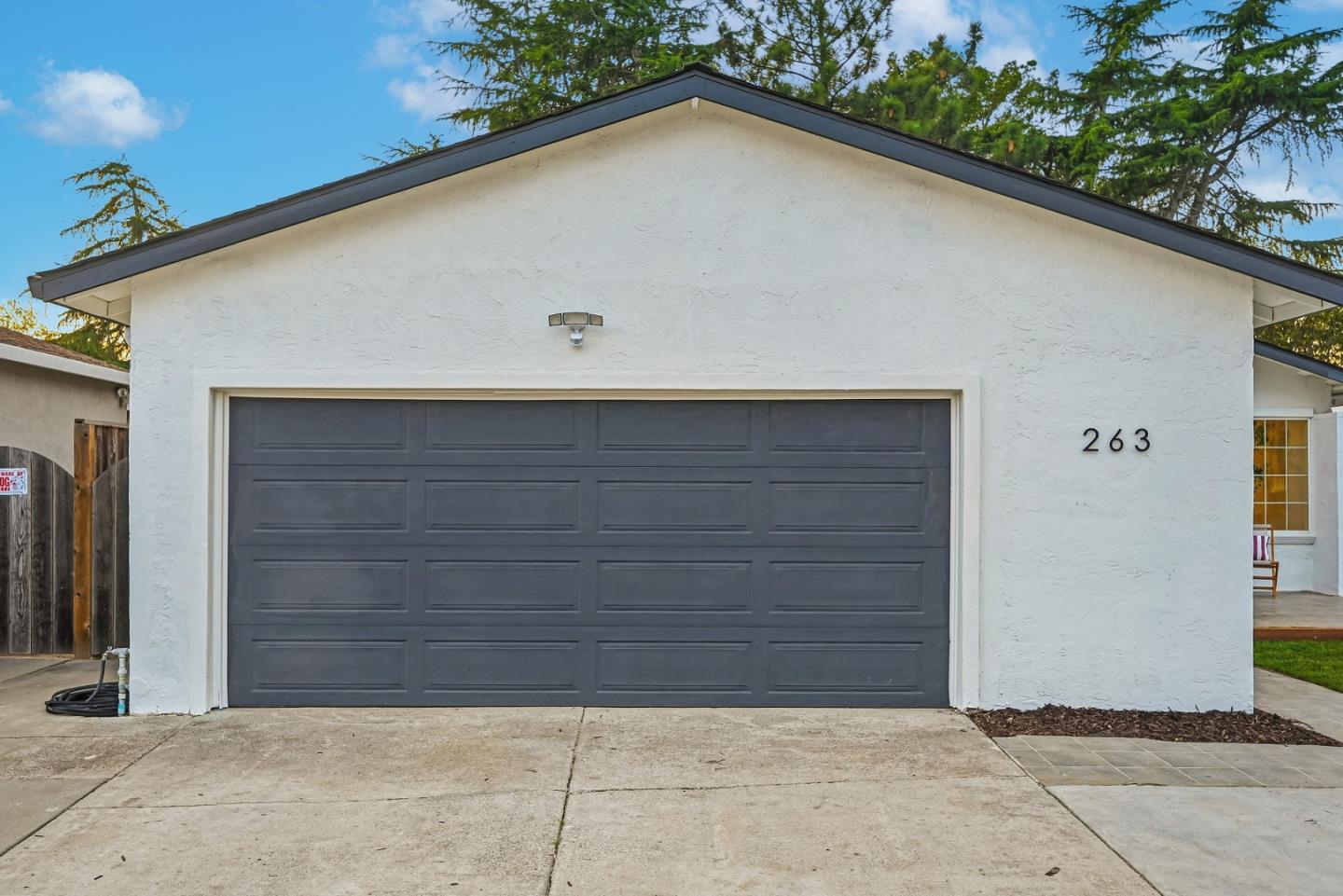 Detail Gallery Image 3 of 56 For 263 Vineyard Dr, San Jose,  CA 95119 - 5 Beds | 3 Baths