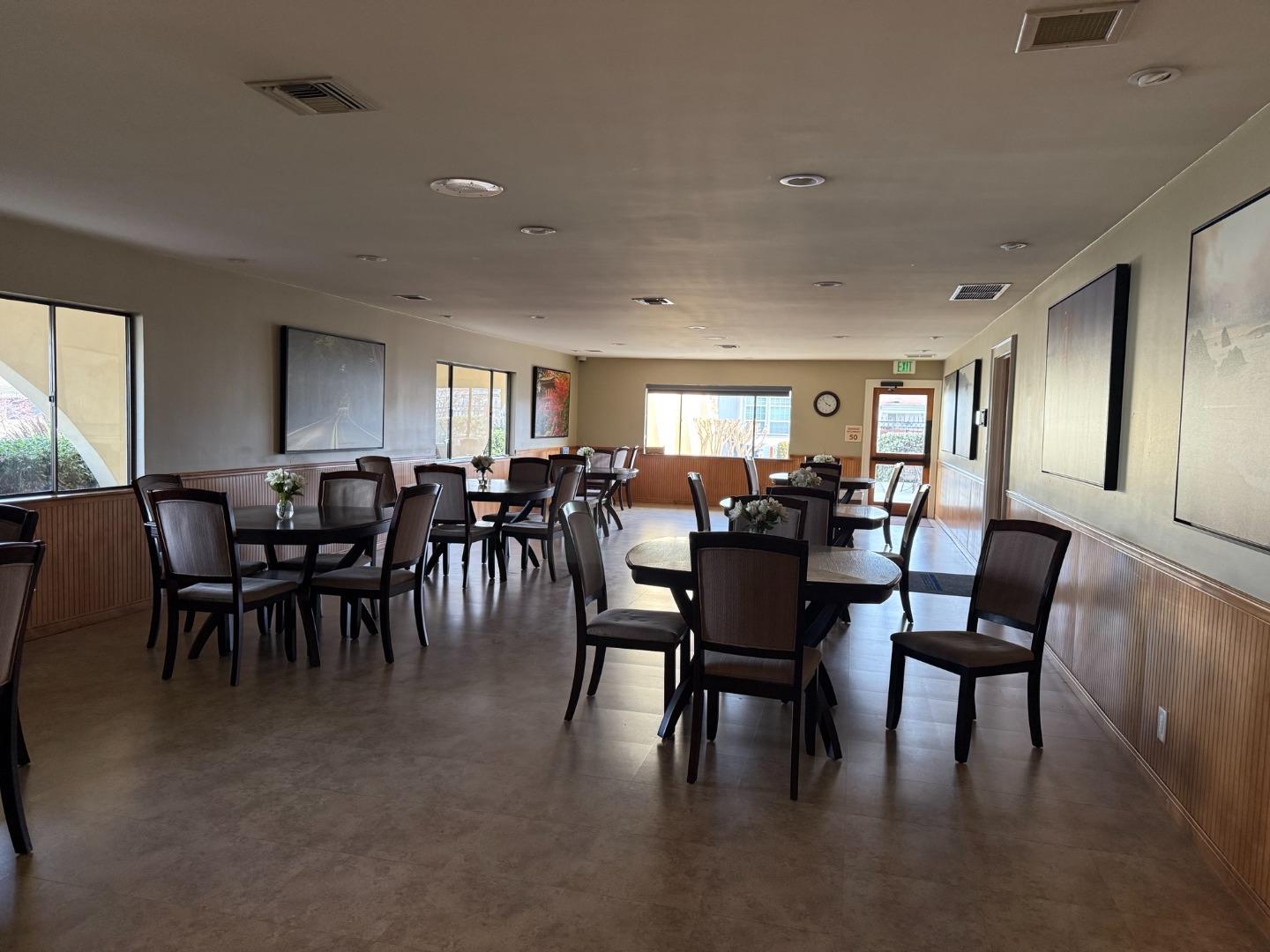 Detail Gallery Image 14 of 18 For 1225 Vienna Dr #282,  Sunnyvale,  CA 94089 - 3 Beds | 2 Baths