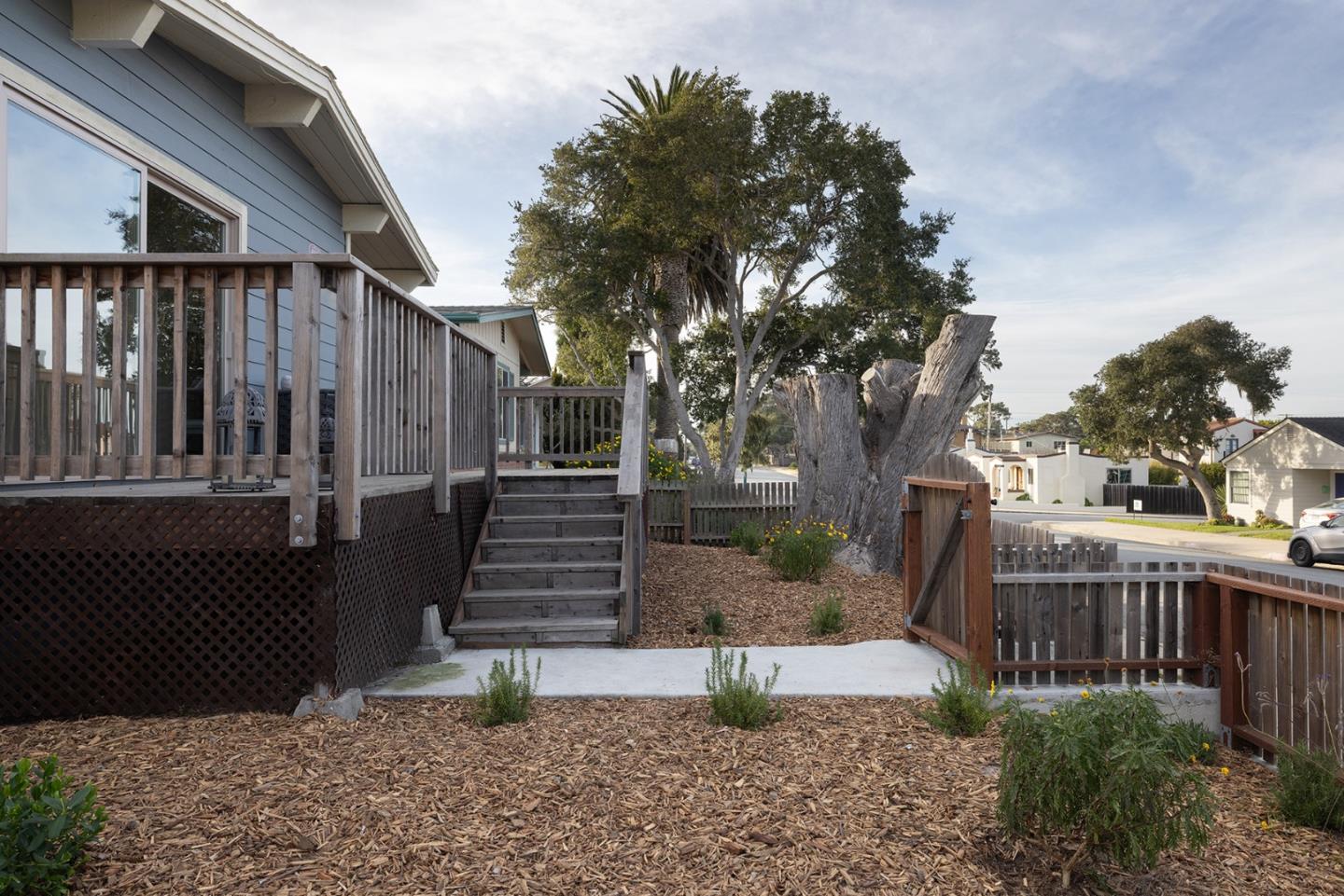 Detail Gallery Image 14 of 16 For 603 Gibson Ave, Pacific Grove,  CA 93950 - 3 Beds | 2 Baths