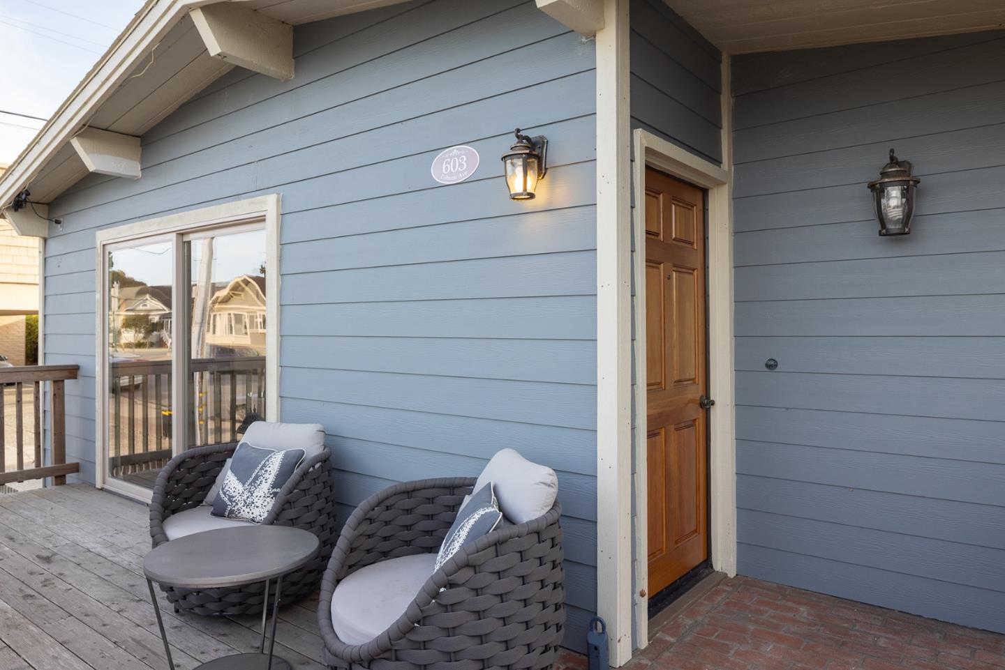 Detail Gallery Image 3 of 16 For 603 Gibson Ave, Pacific Grove,  CA 93950 - 3 Beds | 2 Baths