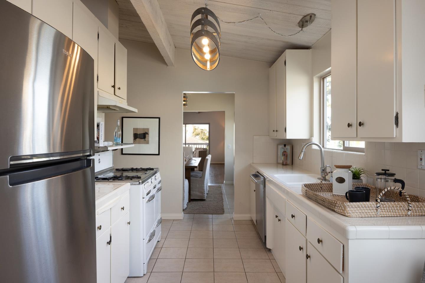 Detail Gallery Image 9 of 16 For 603 Gibson Ave, Pacific Grove,  CA 93950 - 3 Beds | 2 Baths