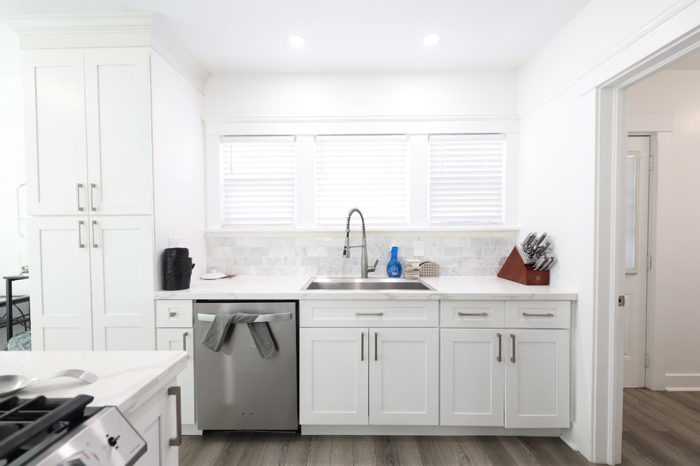 Detail Gallery Image 8 of 25 For 123 Chestnut St, Salinas,  CA 93901 - 3 Beds | 2 Baths