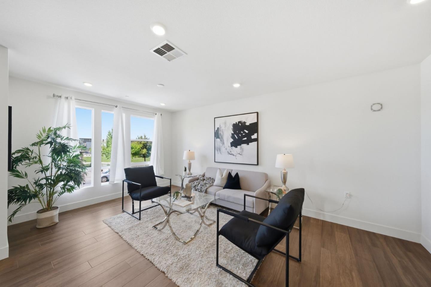 Detail Gallery Image 4 of 39 For 44908 Wisdom Rd #203,  Fremont,  CA 94538 - 2 Beds | 2 Baths