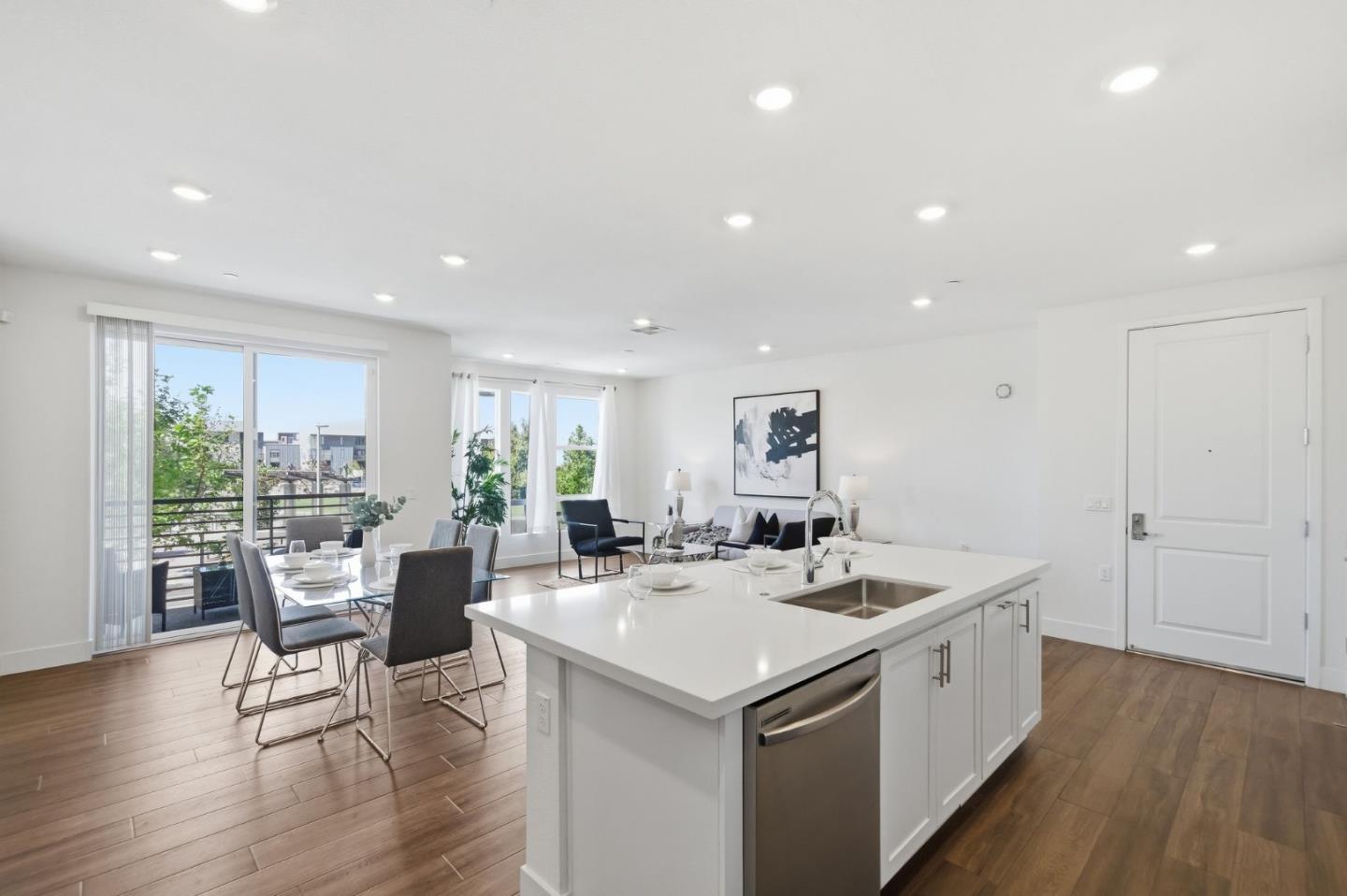 Detail Gallery Image 8 of 39 For 44908 Wisdom Rd #203,  Fremont,  CA 94538 - 2 Beds | 2 Baths