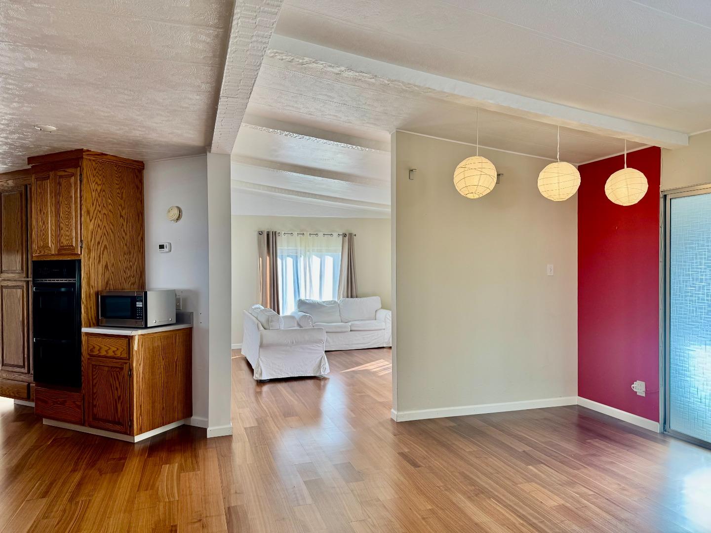 Detail Gallery Image 14 of 46 For 1075 Space Park Way #171,  Mountain View,  CA 94043 - 2 Beds | 2 Baths