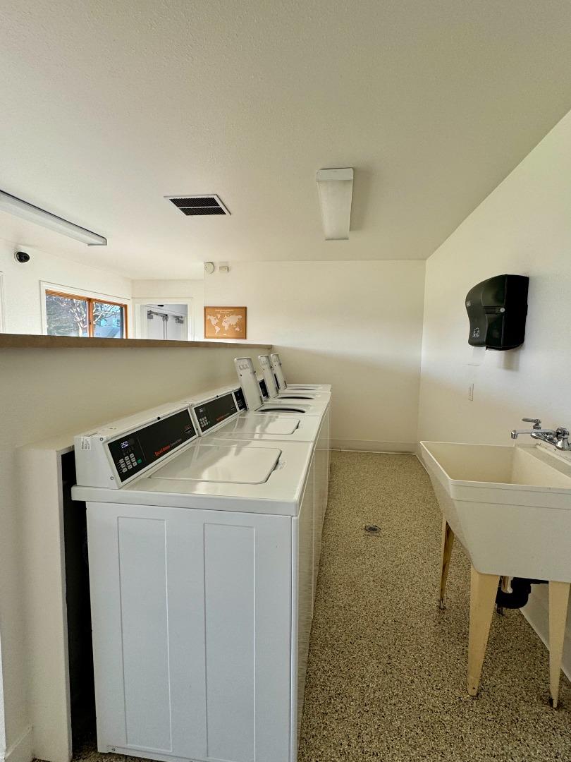 Detail Gallery Image 43 of 46 For 1075 Space Park Way #171,  Mountain View,  CA 94043 - 2 Beds | 2 Baths