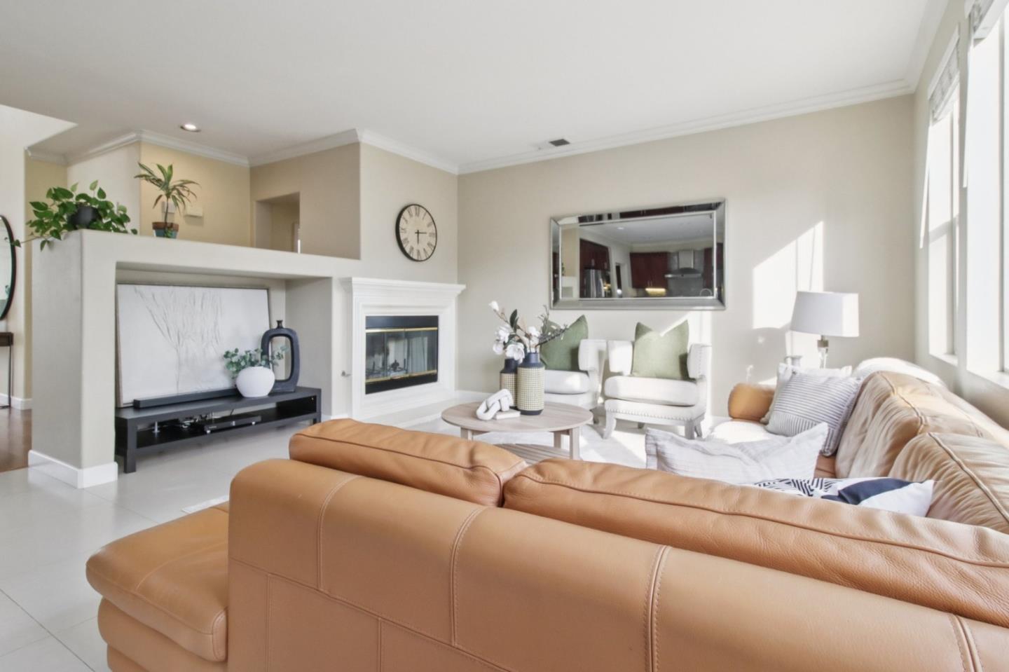 Detail Gallery Image 11 of 113 For 3324 Etoile Ct, San Jose,  CA 95135 - 5 Beds | 3 Baths