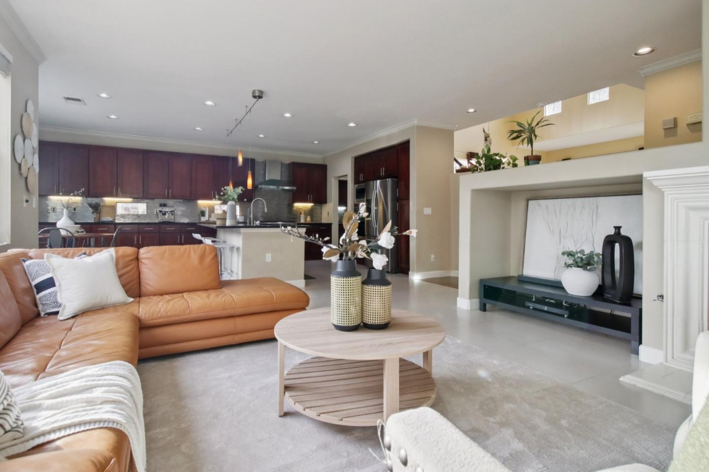 Detail Gallery Image 15 of 113 For 3324 Etoile Ct, San Jose,  CA 95135 - 5 Beds | 3 Baths