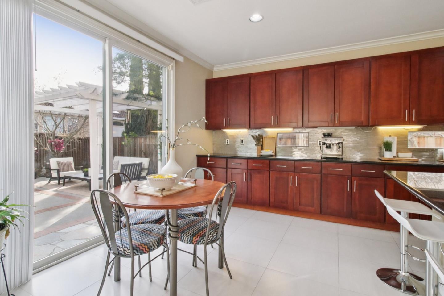 Detail Gallery Image 25 of 113 For 3324 Etoile Ct, San Jose,  CA 95135 - 5 Beds | 3 Baths