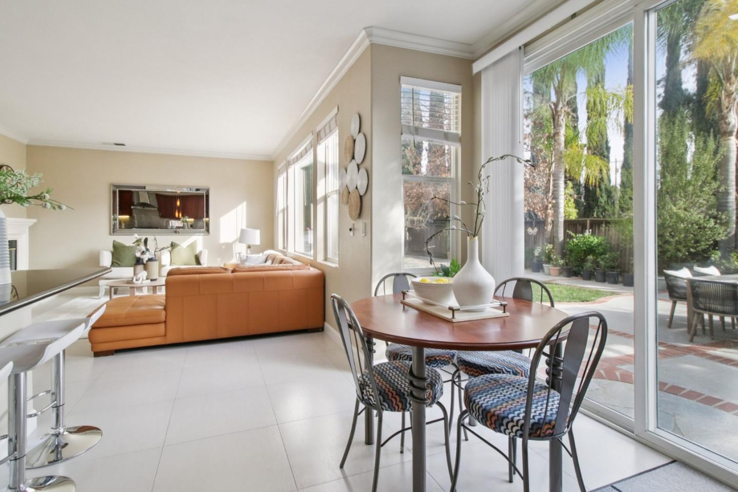 Detail Gallery Image 26 of 113 For 3324 Etoile Ct, San Jose,  CA 95135 - 5 Beds | 3 Baths