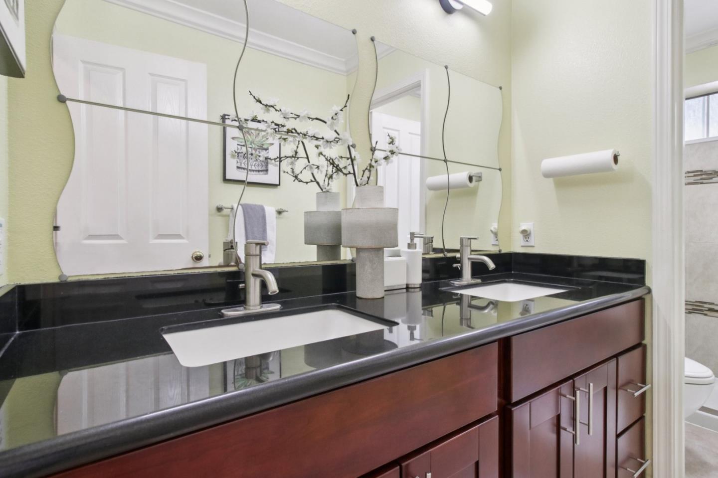 Detail Gallery Image 41 of 113 For 3324 Etoile Ct, San Jose,  CA 95135 - 5 Beds | 3 Baths