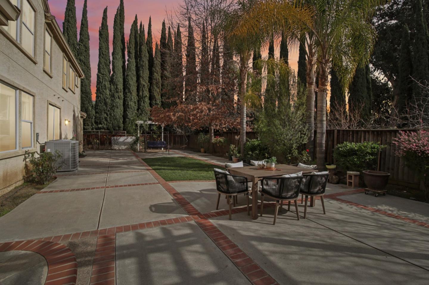 Detail Gallery Image 82 of 113 For 3324 Etoile Ct, San Jose,  CA 95135 - 5 Beds | 3 Baths