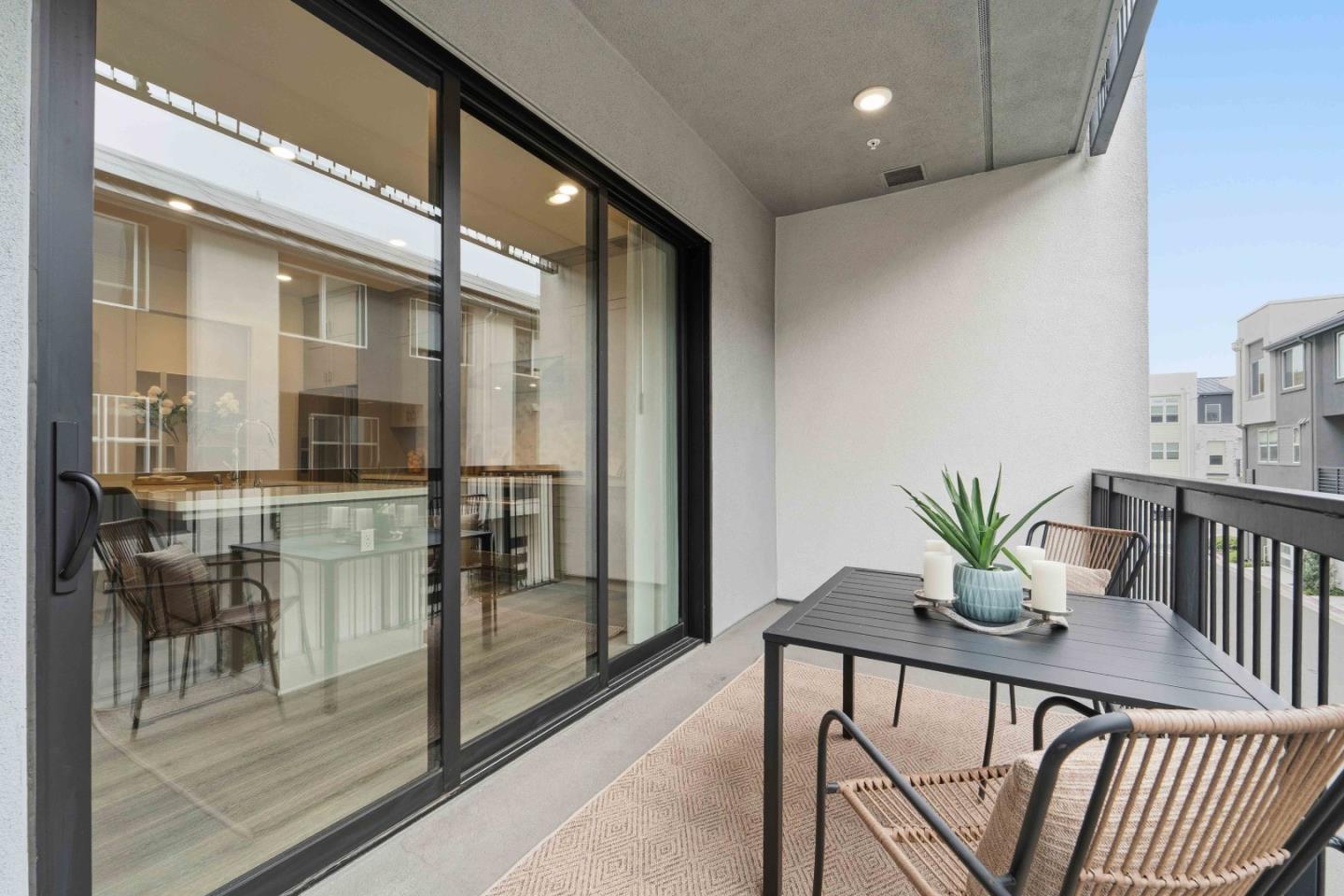 Detail Gallery Image 21 of 38 For 3465 Inspiration Way #201,  Fremont,  CA 94538 - 3 Beds | 2 Baths