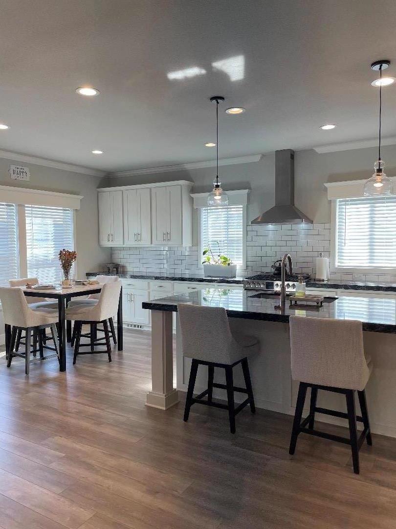 Detail Gallery Image 4 of 12 For 1111 Morse Ave #114,  Sunnyvale,  CA 94089 - 3 Beds | 3 Baths