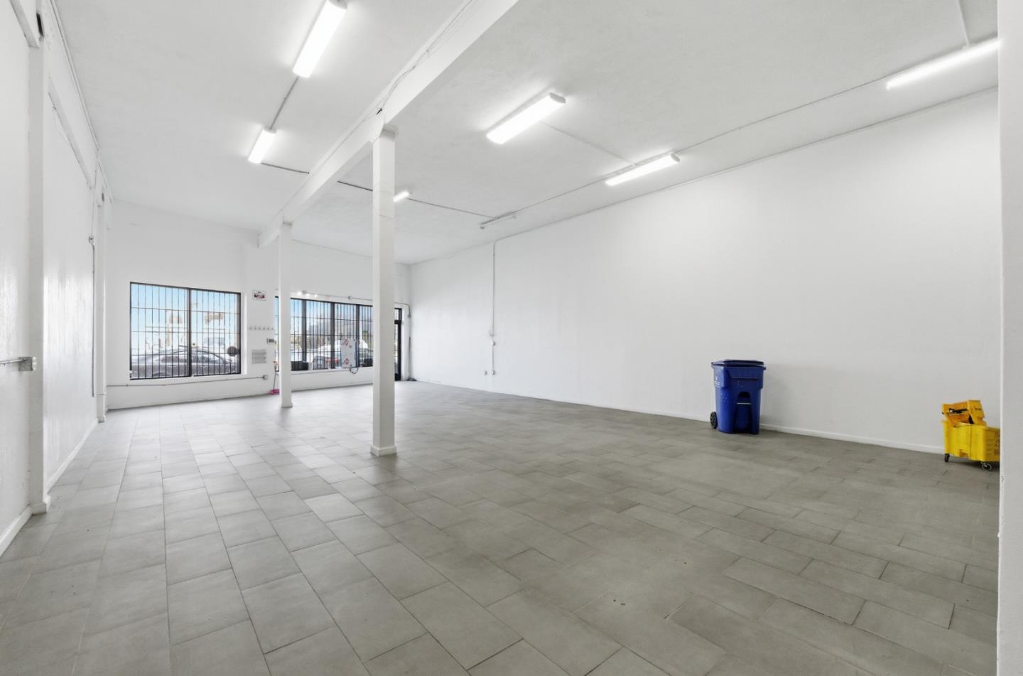 Detail Gallery Image 14 of 20 For 7101 International Blvd, Oakland,  CA 94621 - – Beds | – Baths