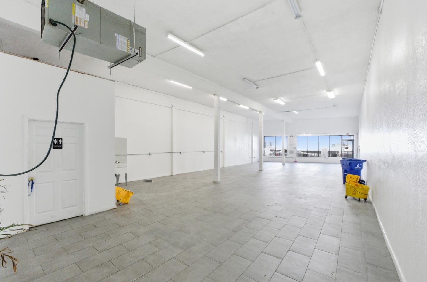 Detail Gallery Image 17 of 20 For 7101 International Blvd, Oakland,  CA 94621 - – Beds | – Baths