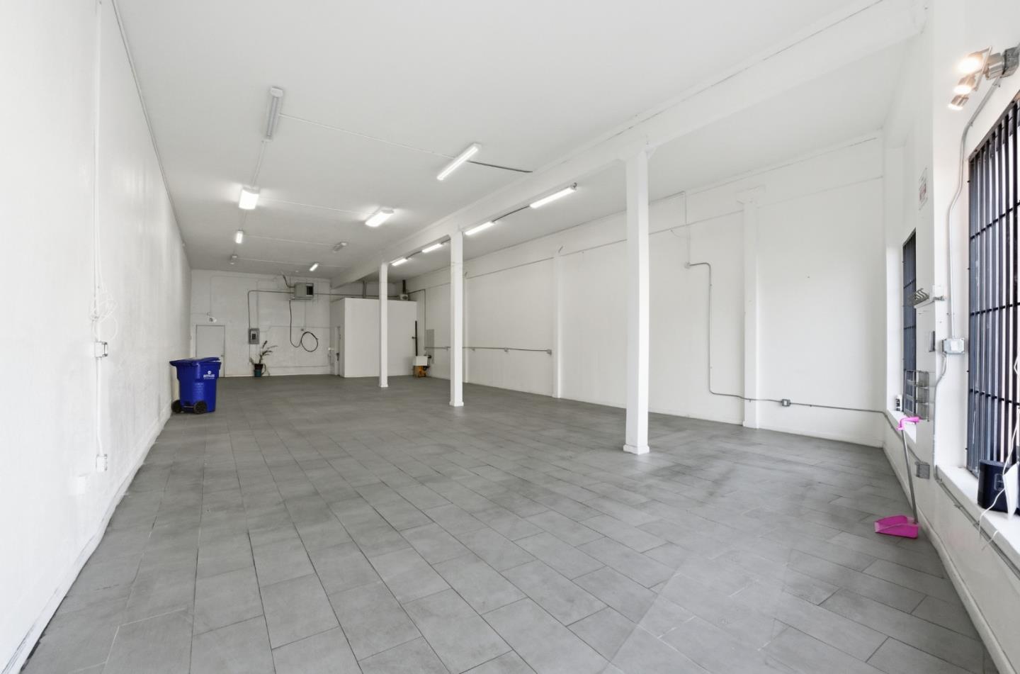 Detail Gallery Image 6 of 20 For 7101 International Blvd, Oakland,  CA 94621 - – Beds | – Baths