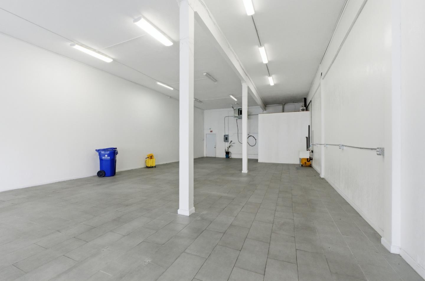 Detail Gallery Image 9 of 20 For 7101 International Blvd, Oakland,  CA 94621 - – Beds | – Baths