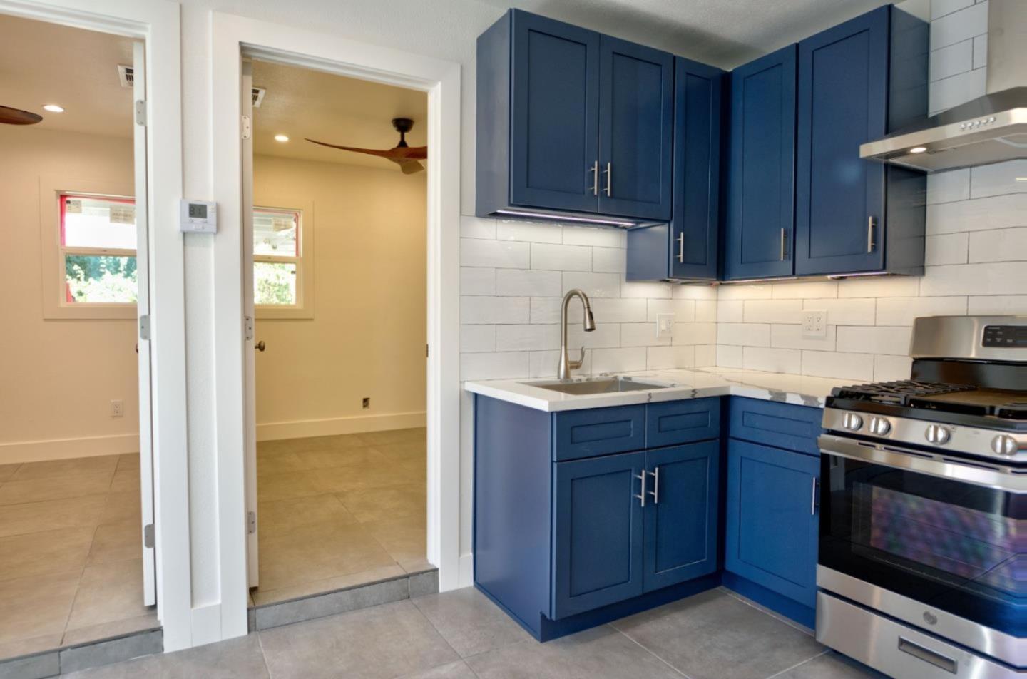 Detail Gallery Image 2 of 22 For 149 Senter Rd, San Jose,  CA 95111 - 4 Beds | 3 Baths