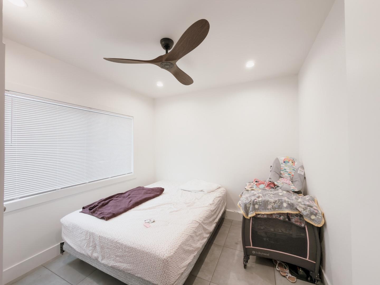 Detail Gallery Image 8 of 22 For 149 Senter Rd, San Jose,  CA 95111 - 4 Beds | 3 Baths