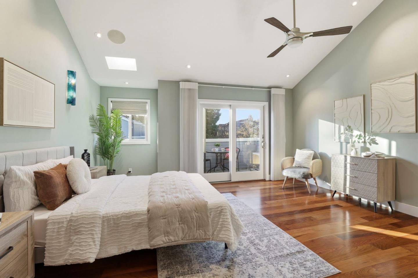 Detail Gallery Image 22 of 61 For 119 Easy St #7,  Mountain View,  CA 94043 - 3 Beds | 2/1 Baths