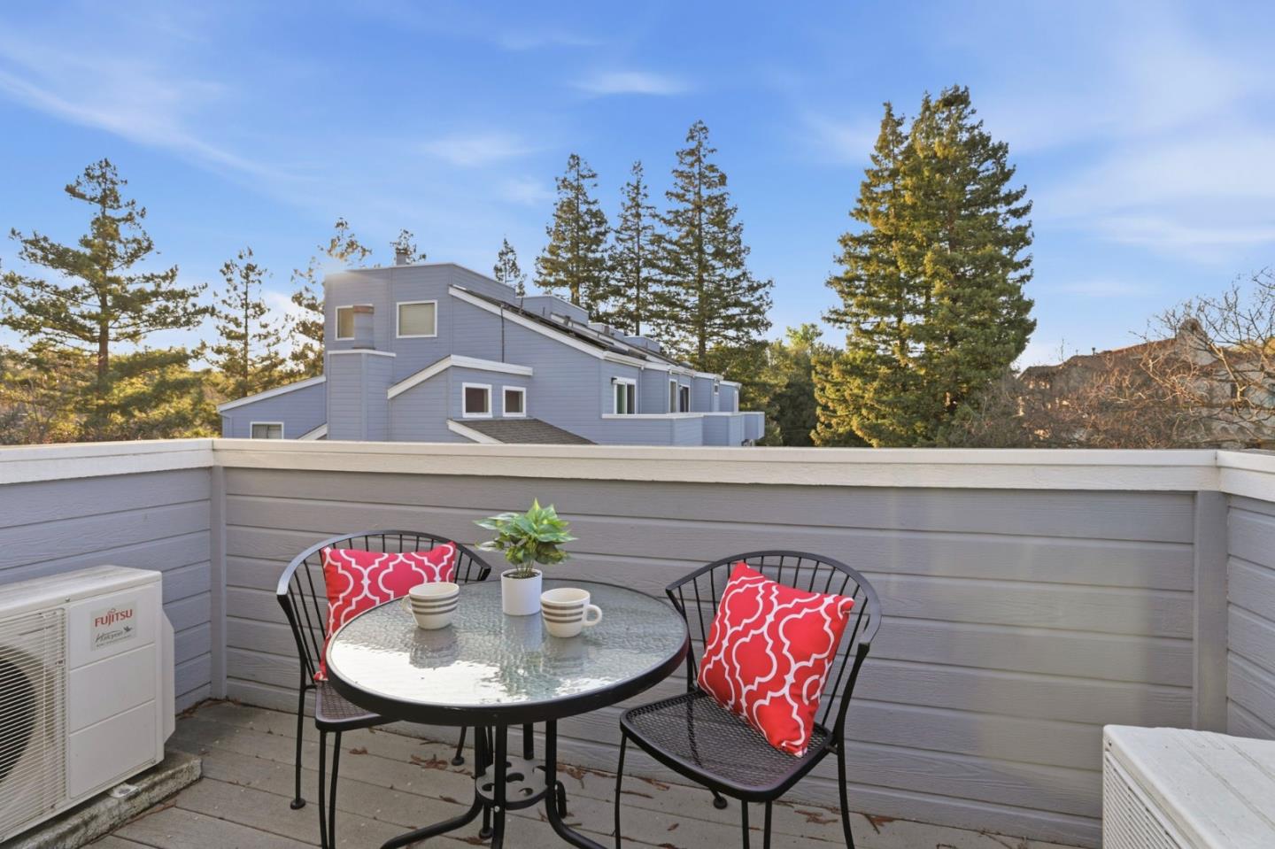 Detail Gallery Image 26 of 61 For 119 Easy St #7,  Mountain View,  CA 94043 - 3 Beds | 2/1 Baths