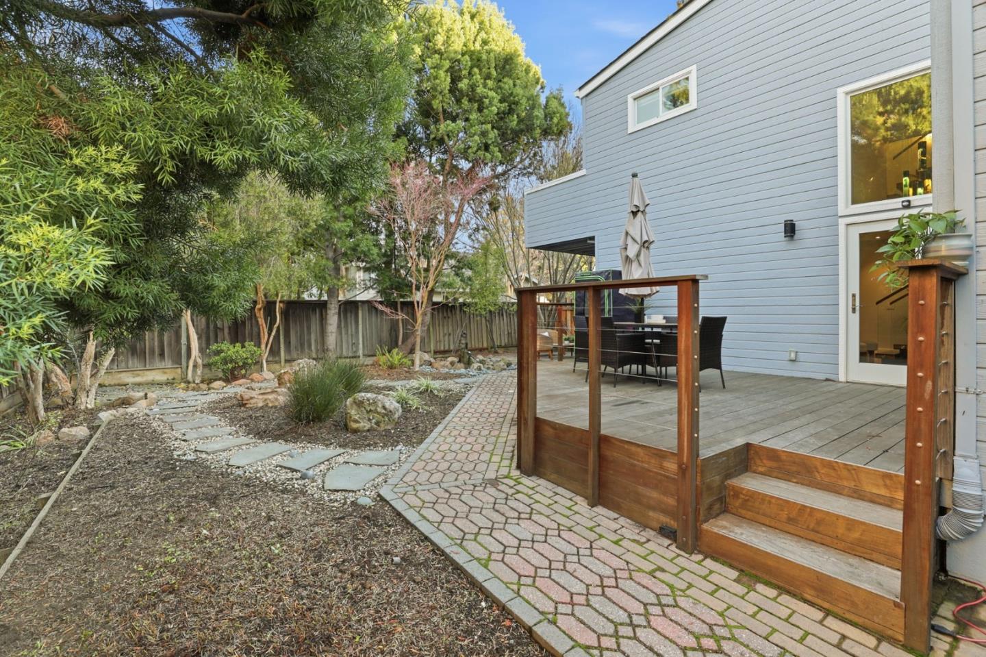 Detail Gallery Image 35 of 61 For 119 Easy St #7,  Mountain View,  CA 94043 - 3 Beds | 2/1 Baths