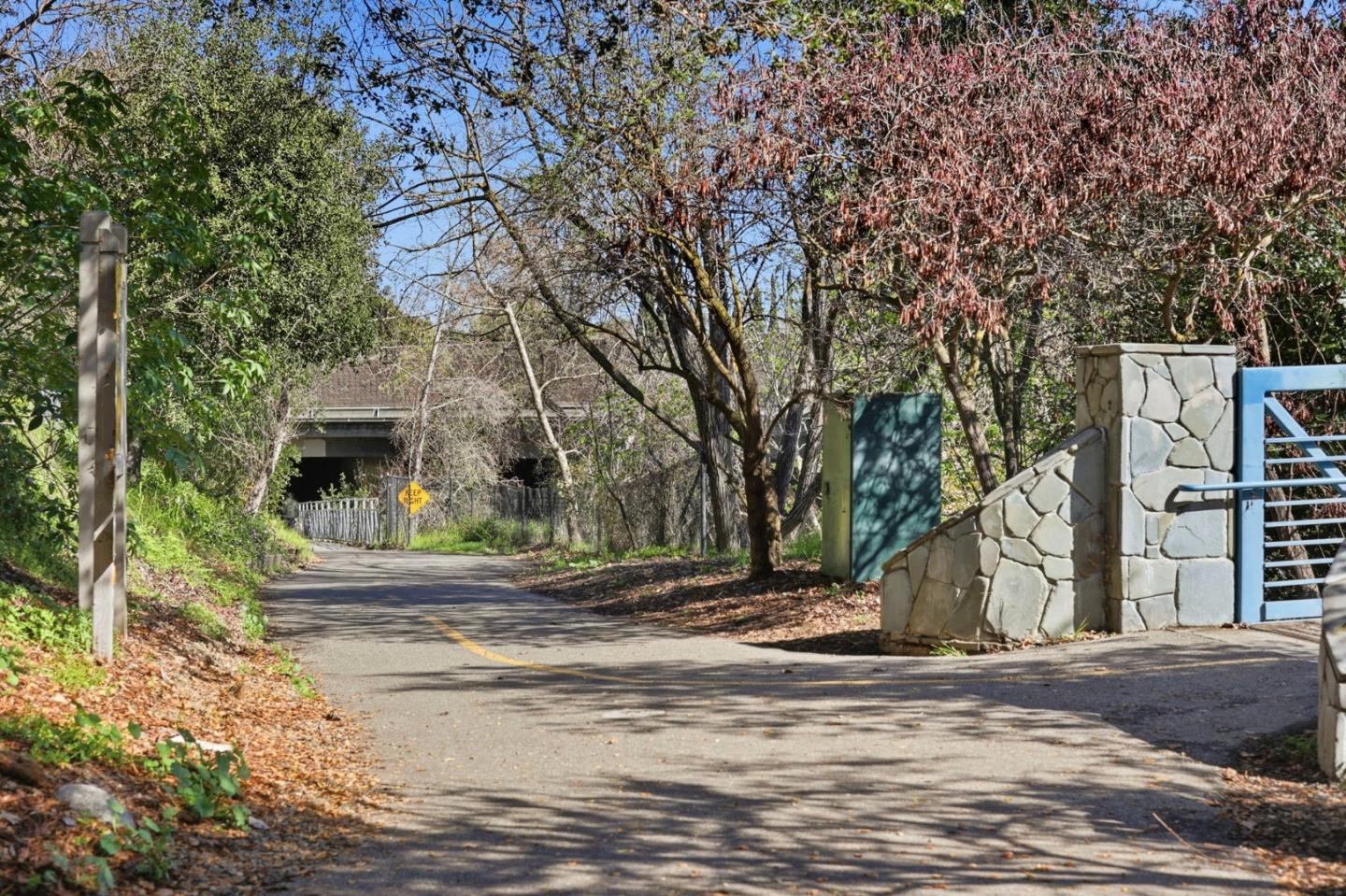 Detail Gallery Image 57 of 61 For 119 Easy St #7,  Mountain View,  CA 94043 - 3 Beds | 2/1 Baths