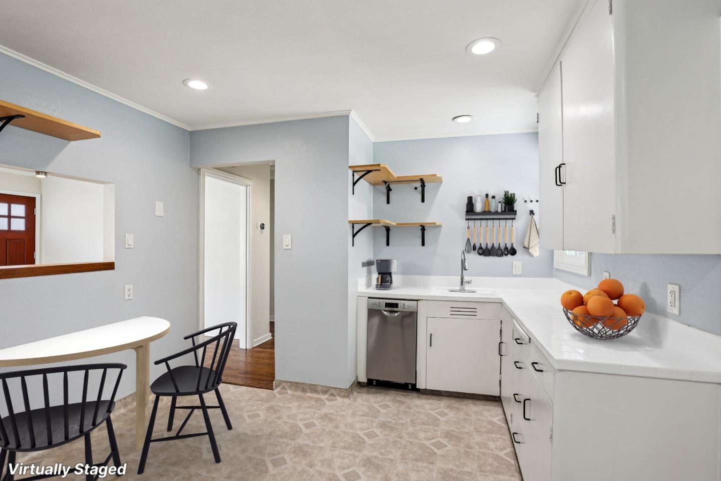 Detail Gallery Image 6 of 32 For 34 Manzanita St, Redwood City,  CA 94063 - 2 Beds | 1 Baths