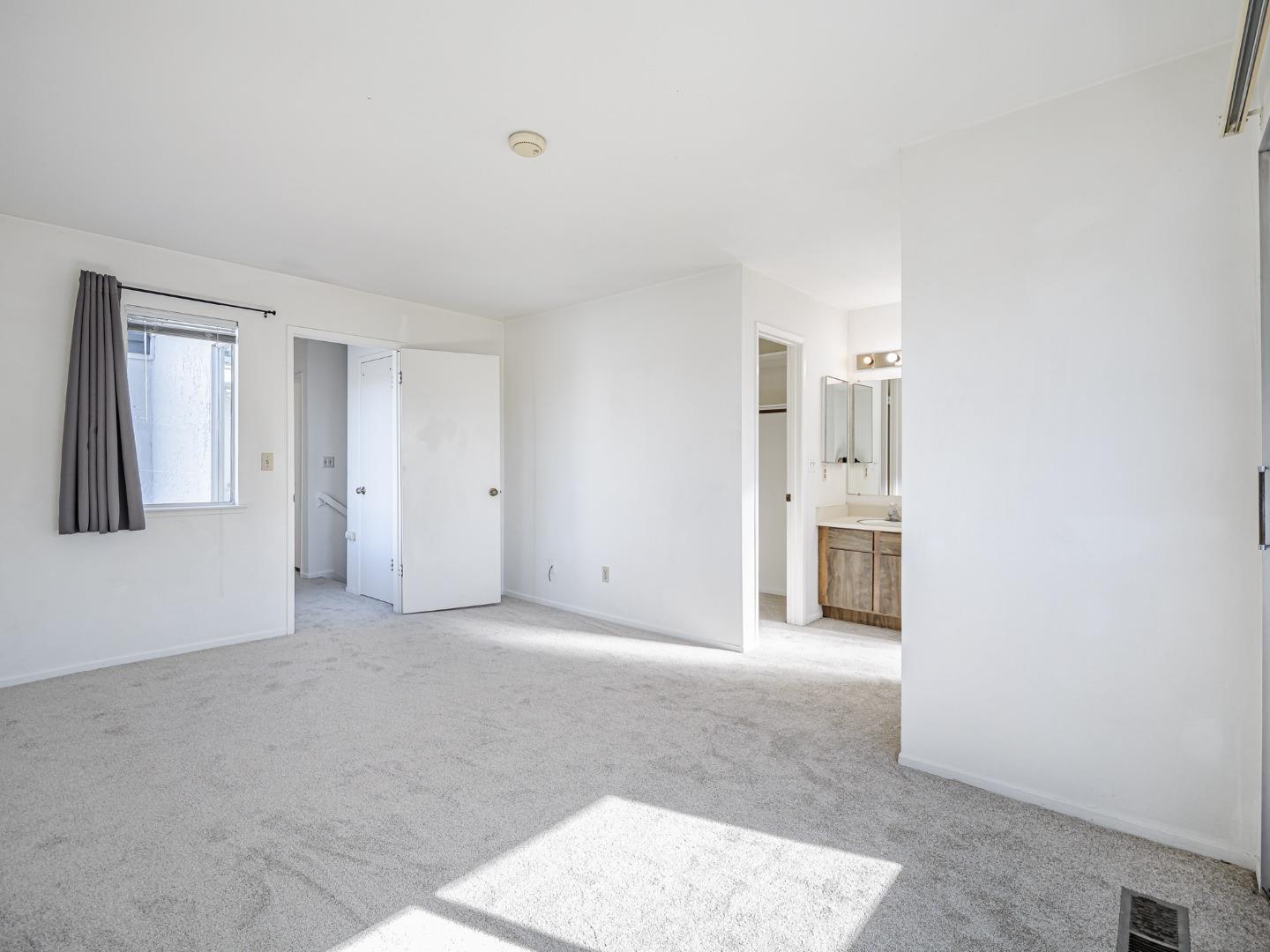 Detail Gallery Image 28 of 39 For 4202 Sea Pines Ct, Capitola,  CA 95010 - 3 Beds | 2/1 Baths