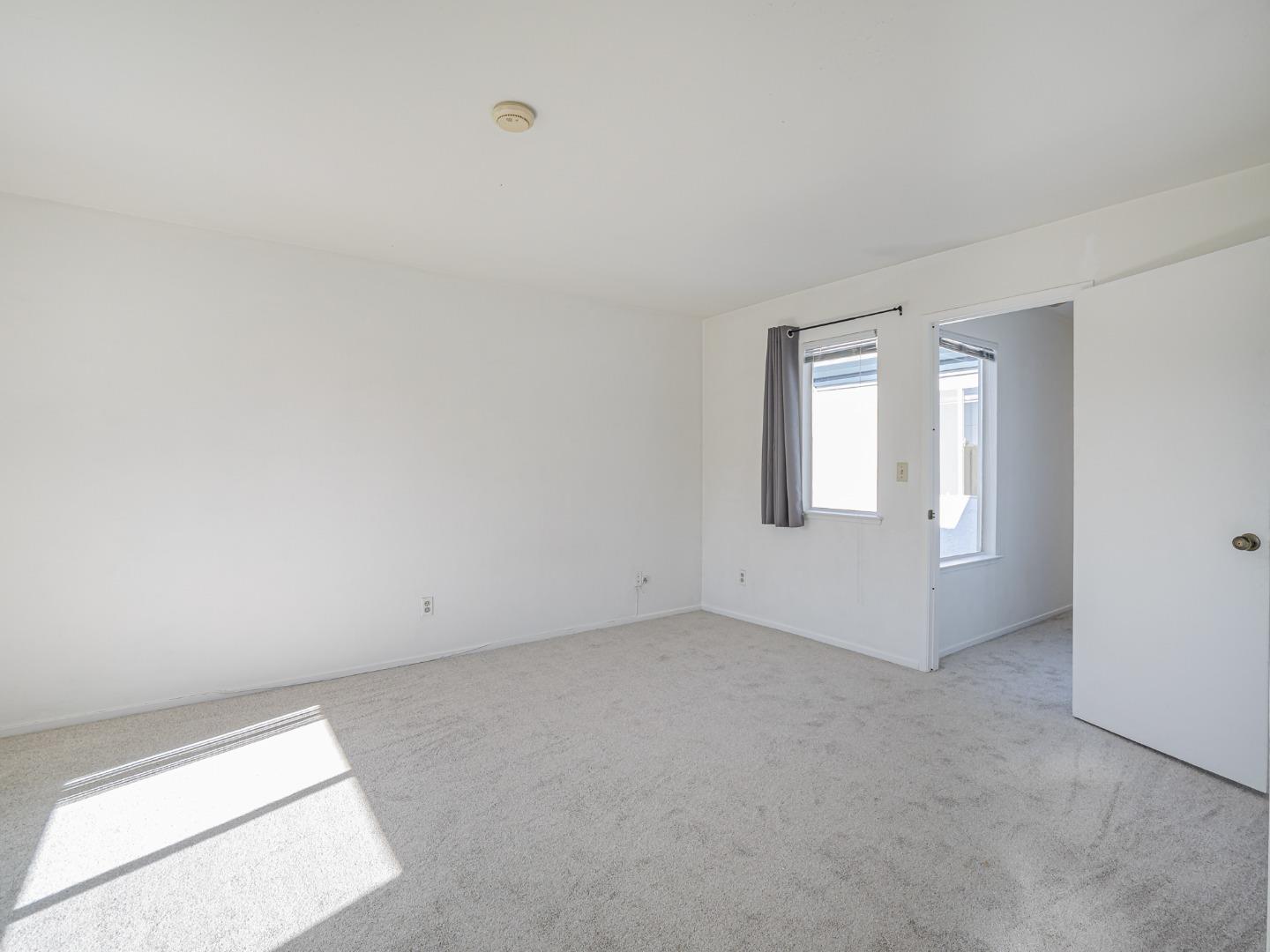 Detail Gallery Image 29 of 39 For 4202 Sea Pines Ct, Capitola,  CA 95010 - 3 Beds | 2/1 Baths