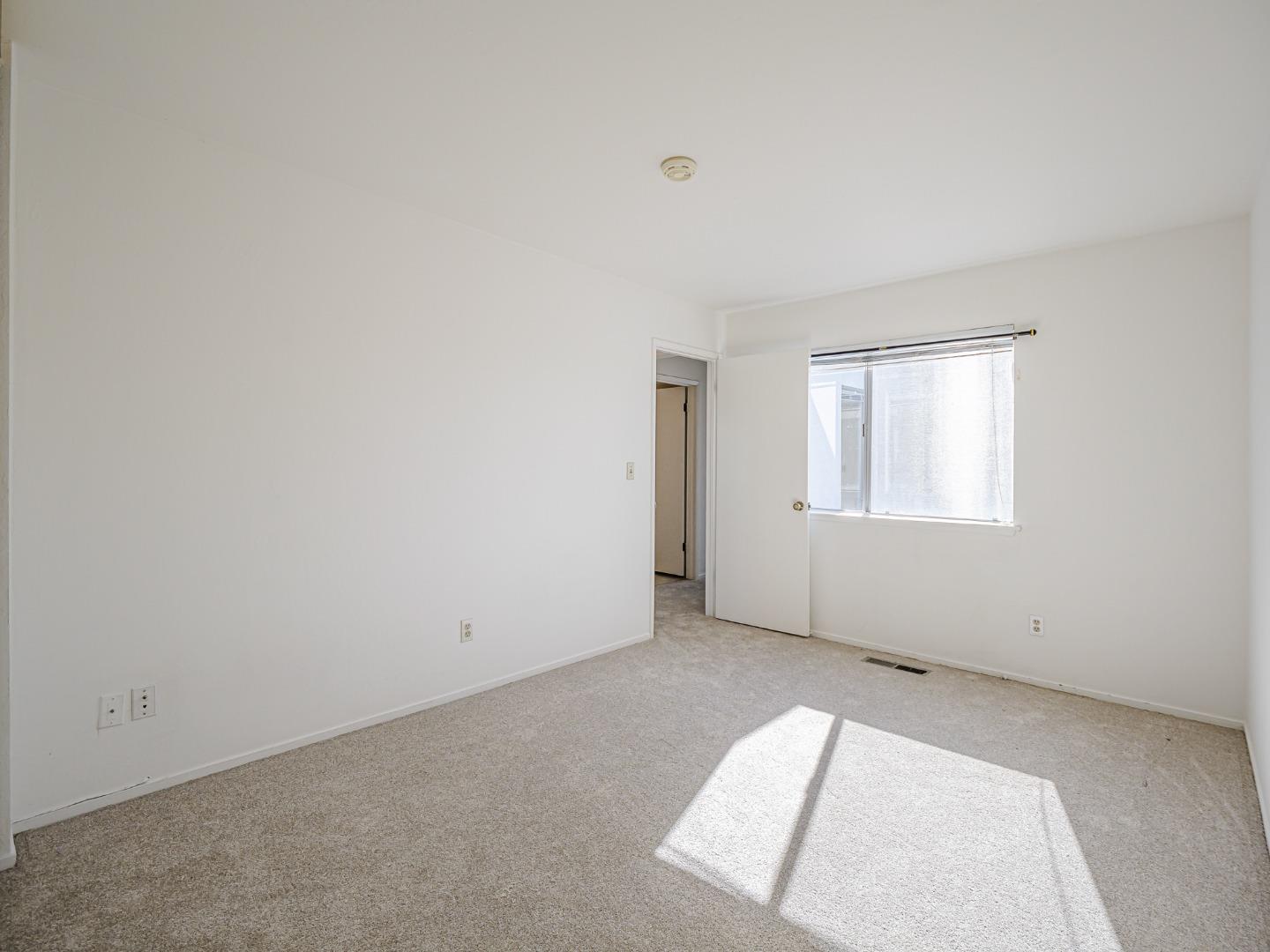 Detail Gallery Image 36 of 39 For 4202 Sea Pines Ct, Capitola,  CA 95010 - 3 Beds | 2/1 Baths