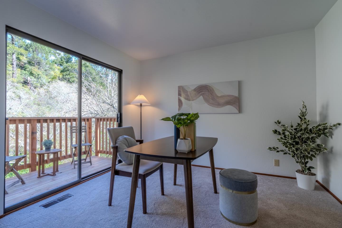 Detail Gallery Image 12 of 61 For 2 Valleywood Ct, Pacifica,  CA 94044 - 4 Beds | 3 Baths