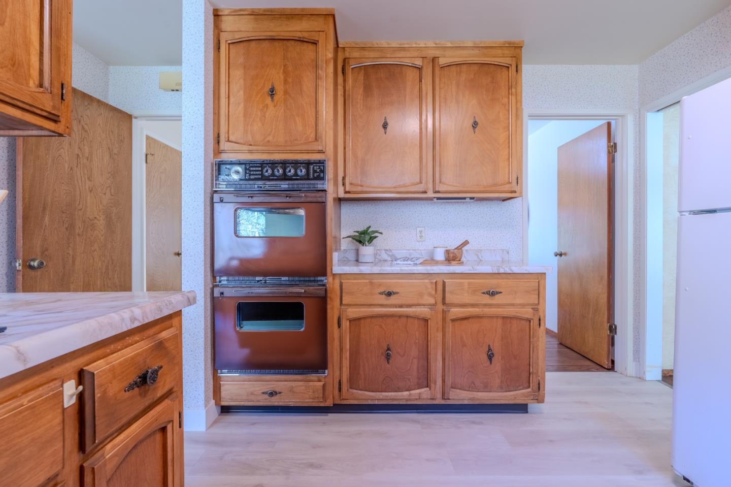 Detail Gallery Image 25 of 61 For 2 Valleywood Ct, Pacifica,  CA 94044 - 4 Beds | 3 Baths