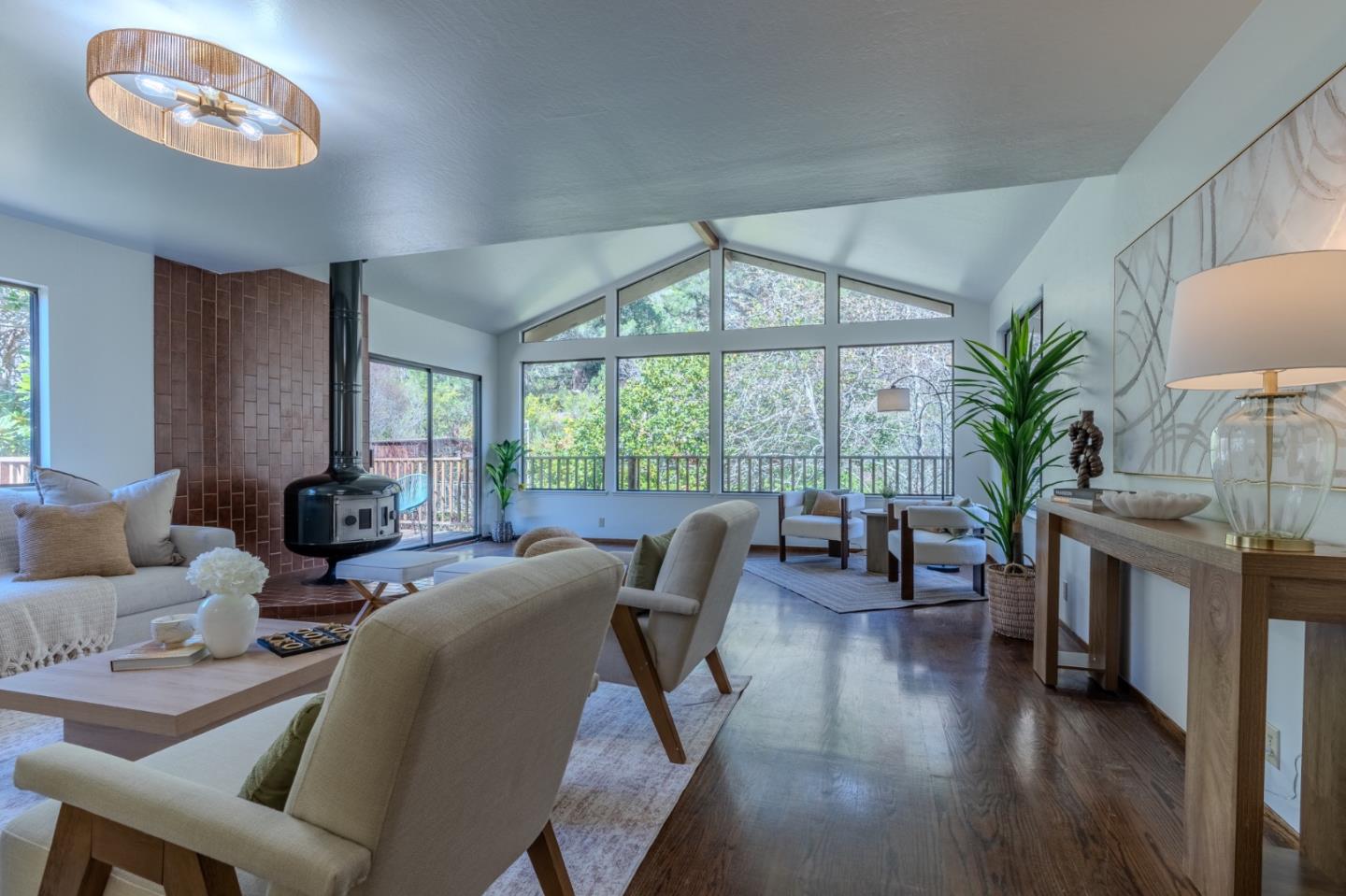 Detail Gallery Image 27 of 61 For 2 Valleywood Ct, Pacifica,  CA 94044 - 4 Beds | 3 Baths