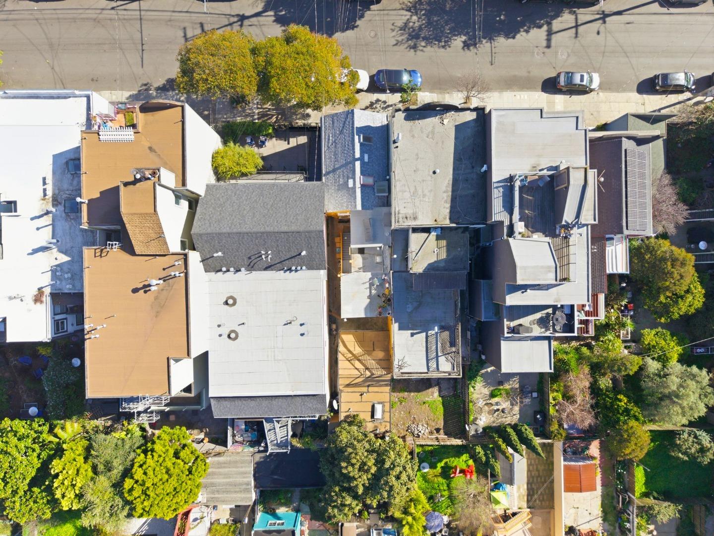 Detail Gallery Image 10 of 14 For 1270 Hampshire St, San Francisco,  CA 94110 - – Beds | – Baths