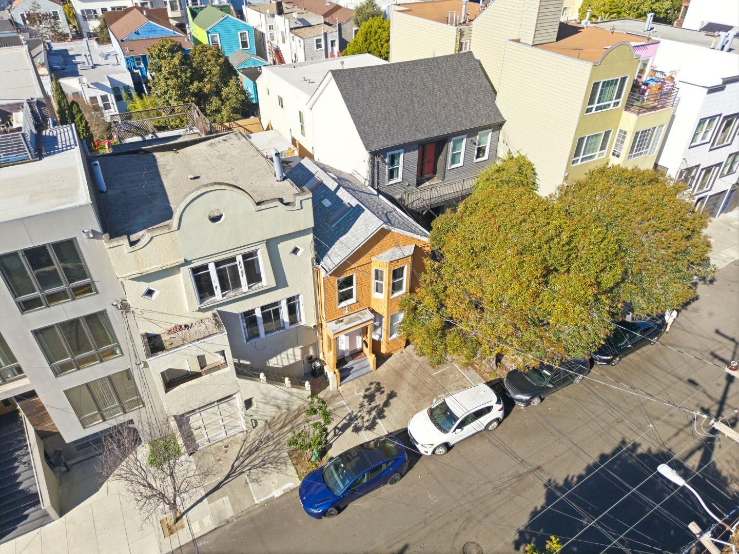 Detail Gallery Image 4 of 14 For 1270 Hampshire St, San Francisco,  CA 94110 - – Beds | – Baths